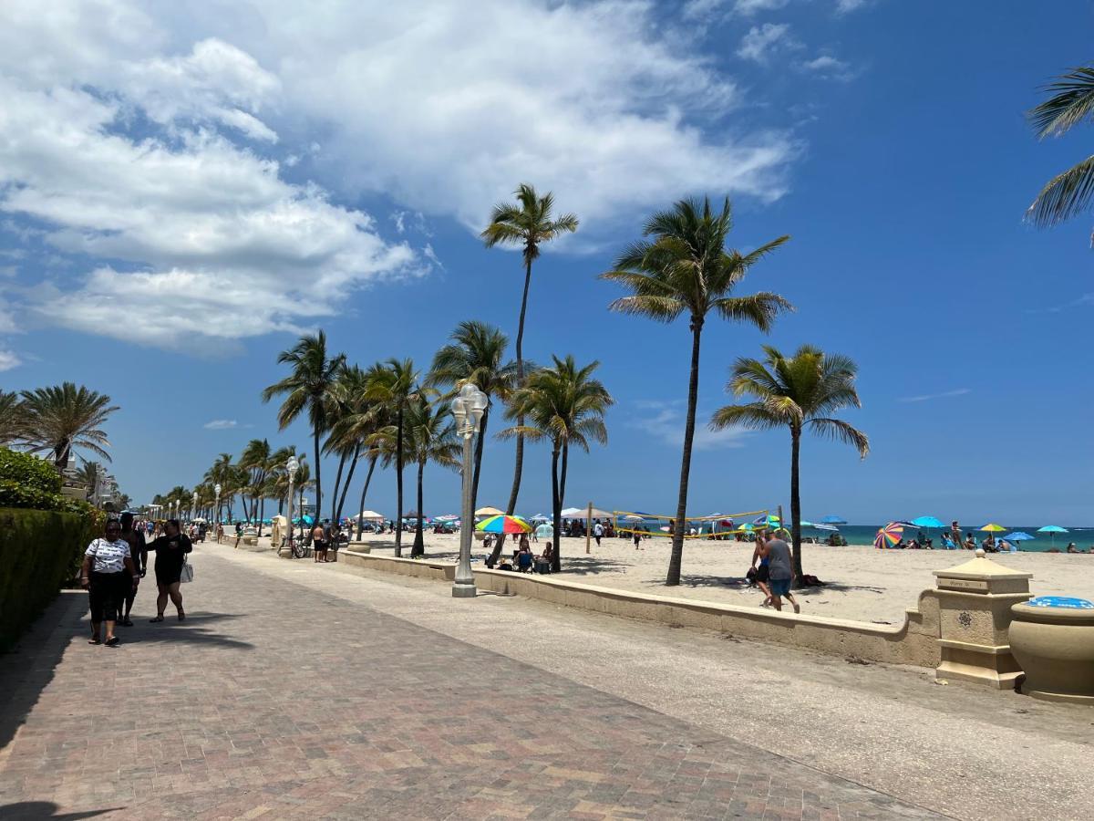 The Pearl Beachside Apartments On Hollywood Beach Exterior foto